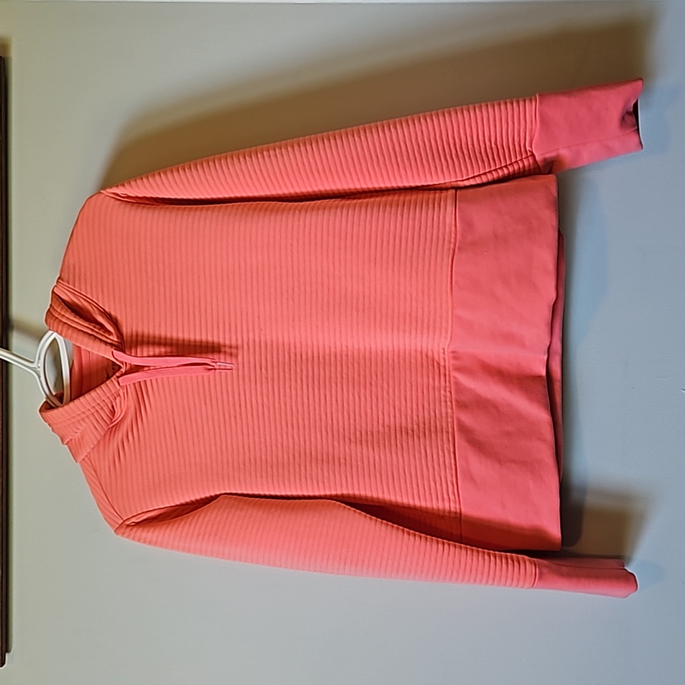 Women's Size Medium Nike pullover hoodie